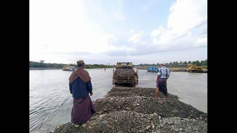 ဂန့်ဂေါမြို့နယ်တွင် ကမ်းပြိုထိန်းသိမ်းရေး ရွာသားများ ကိုယ်ထူကိုယ်ထ ဆောင်ရွက်