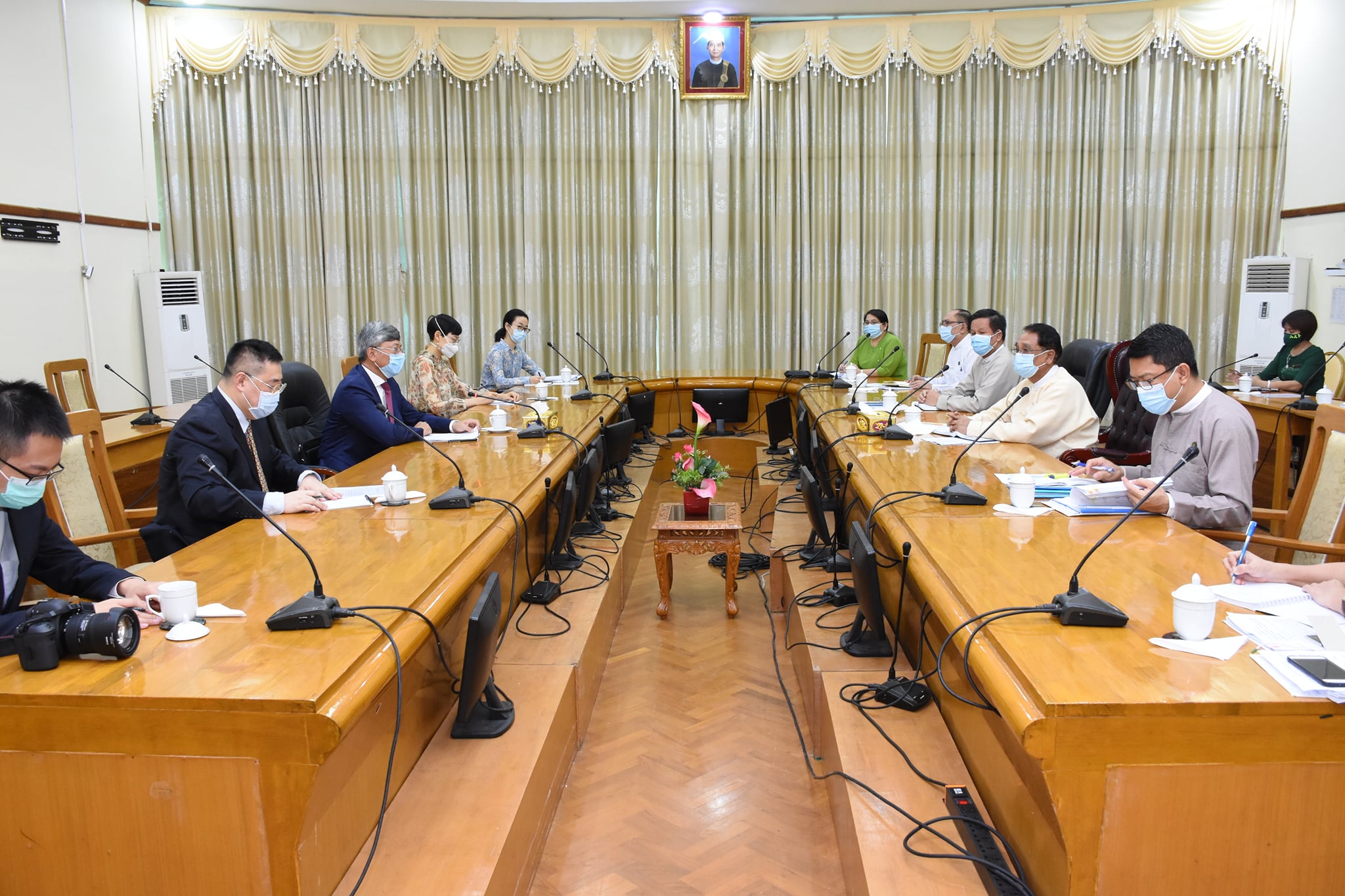 မူဆယ်နယ်စပ် ကုန်စည်စီးဆင်းမှုအဆင်ပြေစေရေး မြန်မာ-တရုတ်နှစ်နိုင်ငံဆွေးနွေး 