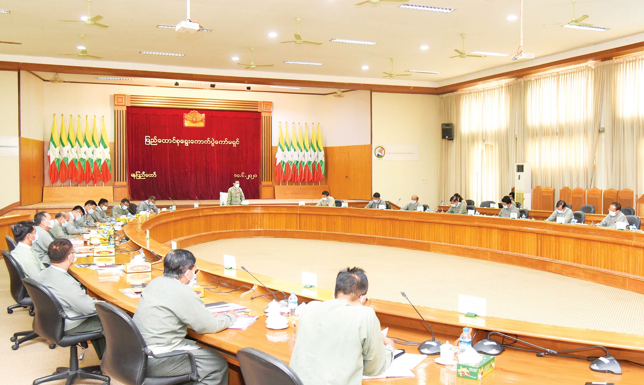 ၂၀၂၀ ရွေးကောက်ပွဲတွင် မဲဆန္ဒရှင် ၃၇ သန်းကျော်အတွက် မဲရုံ ၄၀,၀၀၀ ကျော်ဖွင့်လှစ်မည်