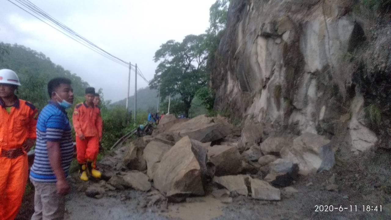 ကလေးဝမြို့တွင် တော့ကျင်တောင်ပြိုကျ၊ ၂ ဦး ဒဏ်ရာရ