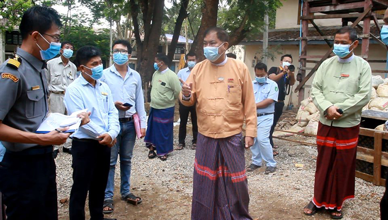 မြဝတီ အကောက်ခွန်ဝန်ထမ်းအိမ်ရာ သတ်မှတ်ကာလမပြီးစီးပါက လျော်ကြေးပေးရမည်ဟု စည်ပင်ဝန်ကြီး သတိပေး