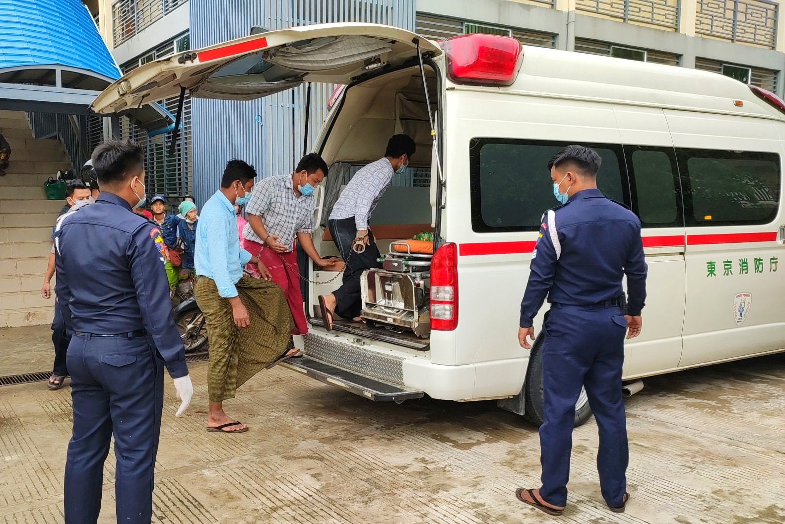 ပုသိမ် Quarantine စင်တာတွင် မူးယစ်ရမ်းကားသူ ၃ ဦး ထောင် ၃ လ ပြစ်ဒဏ်ချမှတ်ခံရ
