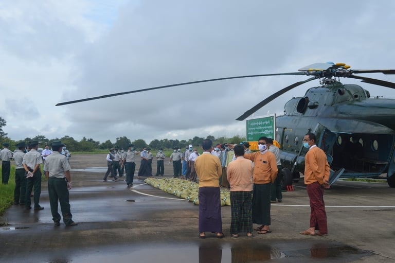 ဟုမ္မလင်းမြို့နယ်တွင် သစ်စေ့မြေလုံး ၁ သိန်း ရဟတ်ယာဉ်ပေါ်က ကြဲချ