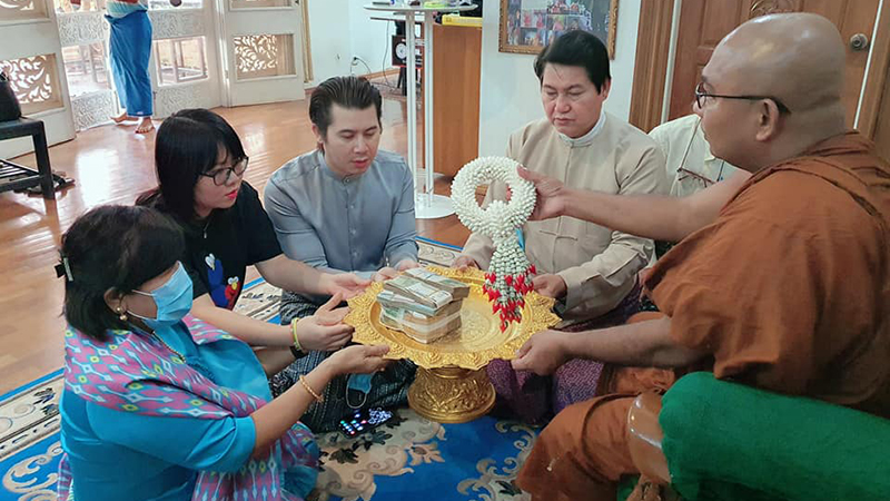 သရုပ်ဆောင်နေတိုး ရခိုင်စစ်ရှောင်များအတွက် တဲအိမ် ၁၅ လုံး လှူဒါန်း(ဓာတ်ပုံ)