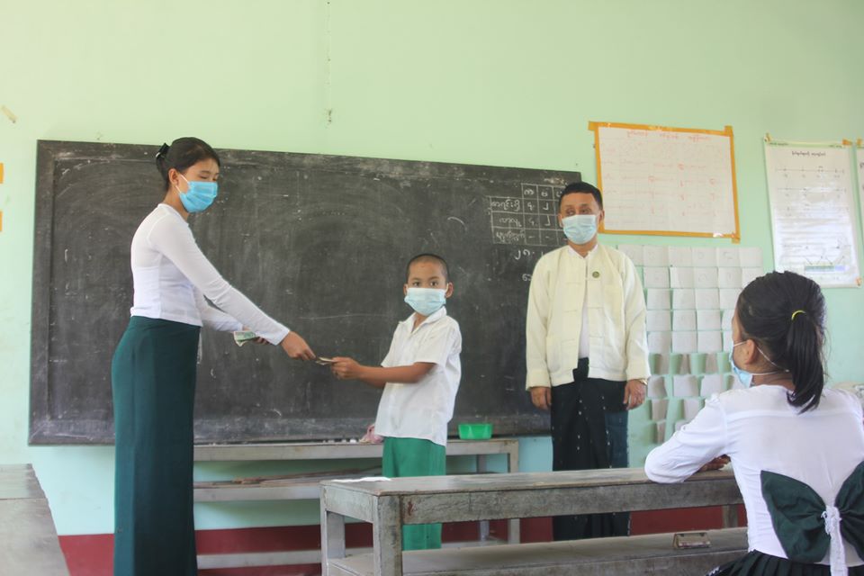 ရေးမြို့နယ်ရှိ ကျောင်းသား ၅၀၀ ကျော်အတွက် WFP က တစ်လကျပ် ၈၀၀၀ စီ ငွေကြေးထောက်ပံ့