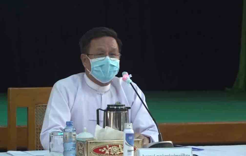တရုတ်နယ်စပ်ကုန်သွယ်ရေး လျှော့ချလိုဟု စီးပွားကူးသန်း ဒုဝန်ကြီးပြော