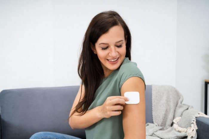 တားဆေးကပ်ခွာ (hormonal patch) သုံးမယ်ဆိုရင် သိထားသင့်တာလေးတွေ