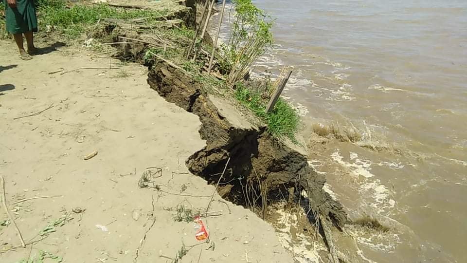 မကွေးတိုင်း၌ ၃ လကျော်အတွင်း ၃၃ ကြိမ် ကမ်းပါးပြိုကျ၊ အိမ်ခြေ ၂၇၇ လုံး ရွှေ့ပြောင်း