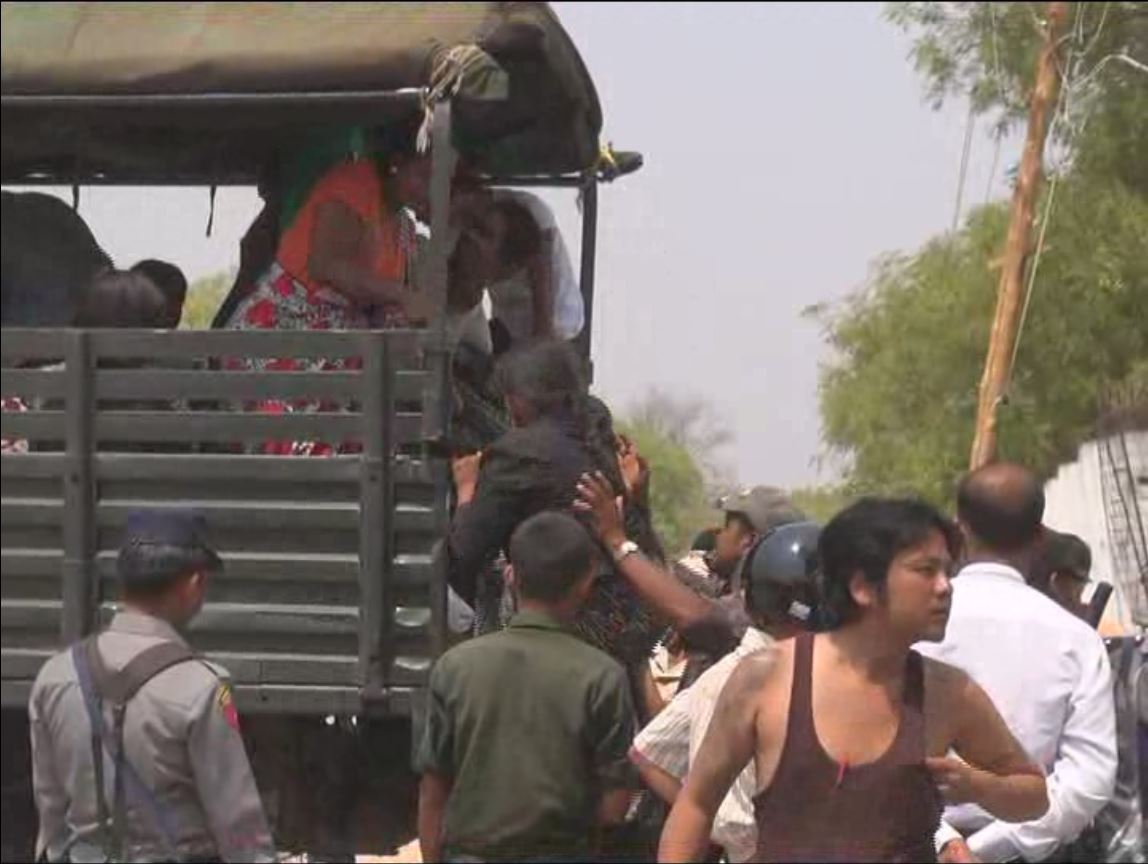 မိတၳီလာပဋိပကၡအတြင္း ေနအိမ္မီးေလာင္ဆံုးရံႈးခဲ့သူမ်ား မူလေနရာမွာ ျပန္ေနလို