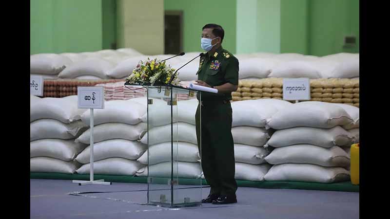 သတင်းမီဒီယာ၊ သဘင်အစည်းရုံးနှင့်အဖွဲ့အချို့ကို တပ်မတော်က စားသောက်ကုန်များ လှူဒါန်း