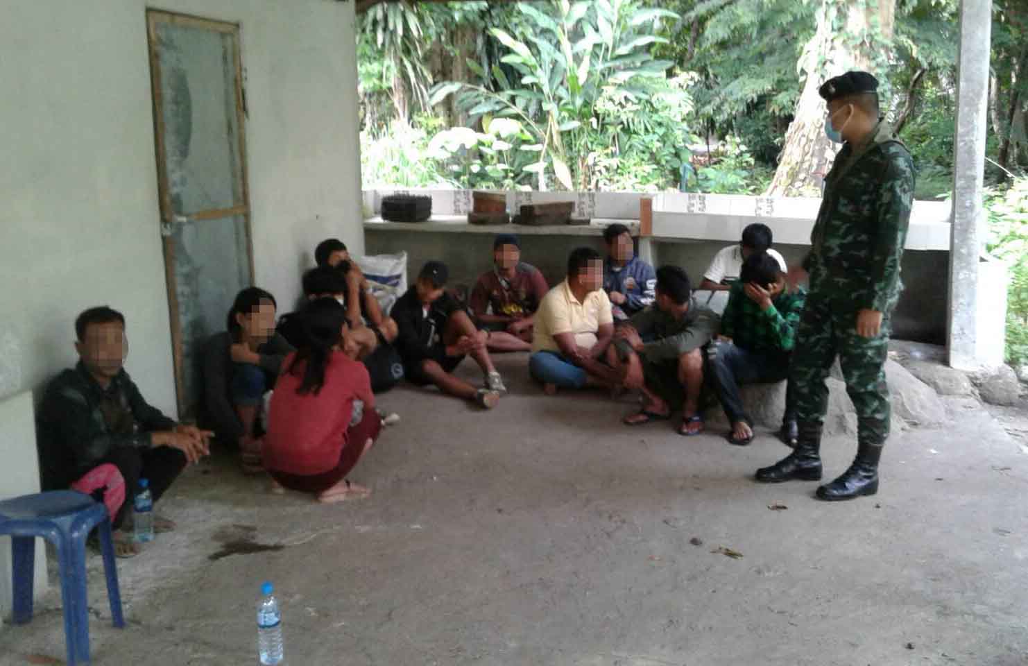 ထိုင်းနိုင်ငံထဲသို့ တရားမဝင် ဝင်ရောက်လာသည့် မြန်မာများ ဆက်တိုက်ဖမ်းဆီးခံနေရ  