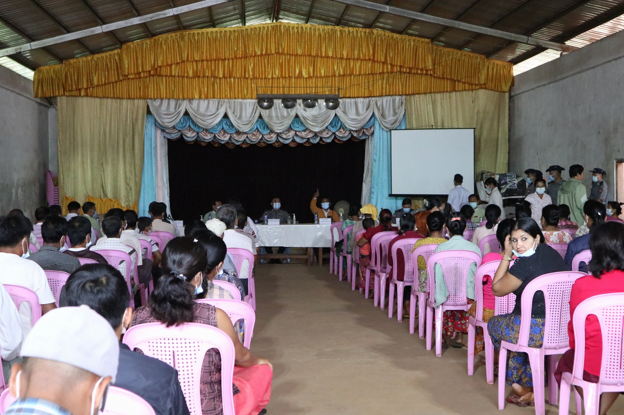 မူးယစ်ဆေးဝါး စစ်ဆေးသည့်  ပြင်ဦးလွင်က x-ray စက် ဝက်ဝံကျေးရွာသို့ပြောင်းရွှေ့မှာကို ဒေသခံများ လက်မခံ