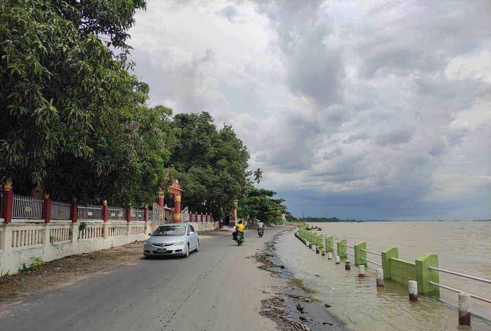 ဧရာဝတီမြစ်ရေနှင့် ချင်းတွင်းမြစ်ရေ မြို့အချို့တွင် စိုးရိမ်ရေမှတ်အနီးရောက်ရှိ 