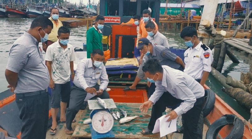 ရေထွက်ကုန် ထိုင်းဘက်တင်ပို့ရာတွင် ဌာနဆိုင်ရာကို ငွေကြေးပေးရဟု လုပ်ငန်းရှင်များပြော