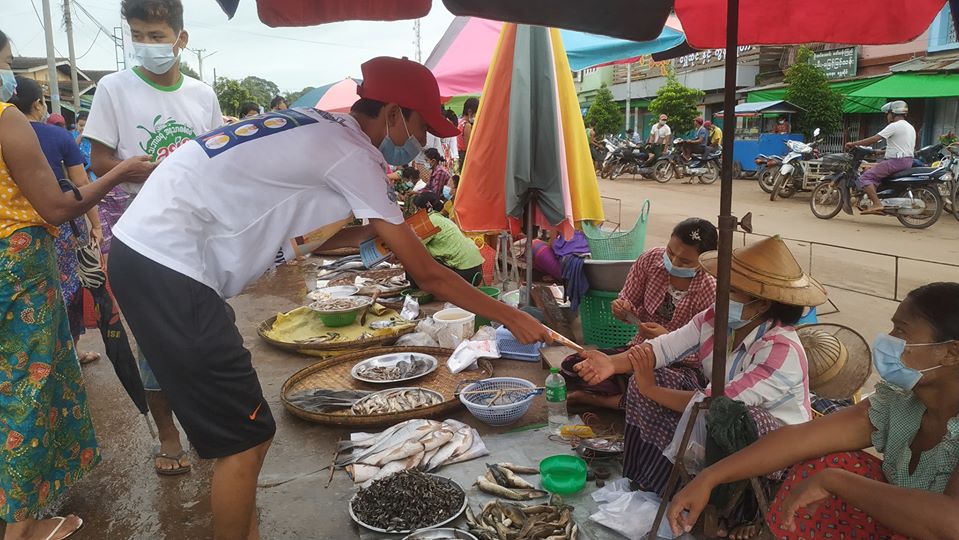 မဲစာရင်းကြည့်ရှုကြရန် လက်ပံတန်းလူငယ်များ ကမ်ပိန်းပြုလုပ်