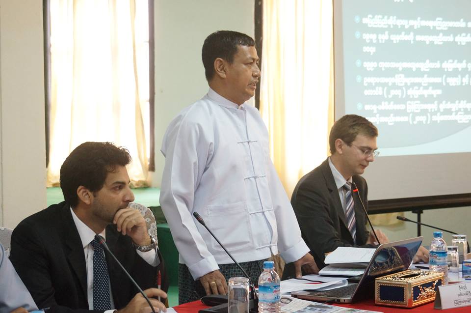 က်ေနာ္တို့က မီဒီယာကို ခ်ဳပ္ကိုင္ဖို့ မဟုတ္ဘူး – ဦးရဲထြဋ္