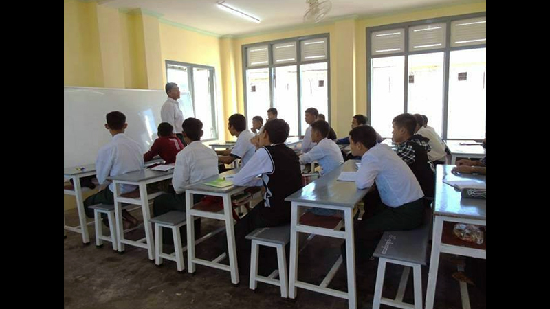 မန္တလေးထောင်တွင် ဆယ်တန်းစာမေးပွဲဖြေဆိုခဲ့သည့် ကျောင်းသား ၁ ဦး  ၃ ဘာသာဂုဏ်ထူးထွက်