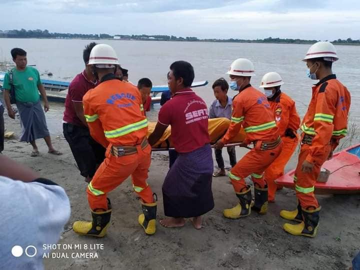 စစ်ကိုင်းမြို့ ရတနာပုံတံတားပေါ်မှ ခုန်ချသွားသူ၏ ရုပ်အလောင်း တွေ့ရှိ