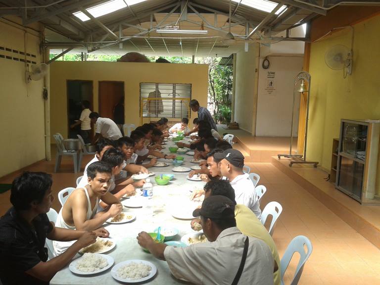 မေလးေရာက္ ျမန္မာမ်ားကိုကူညီရန္ အစိုးရကိုယ္စားလွယ္အဖြဲ့ ထြက္ခြာ
