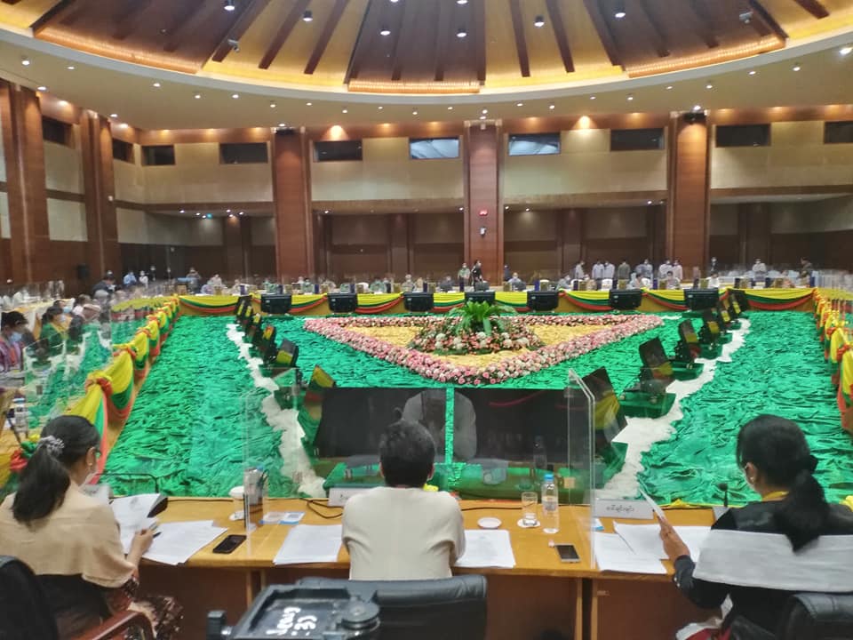 ပြည်နယ်များတွင် ကိုယ်ပိုင်ဖွဲ့စည်းပုံအခြေခံဥပဒေရေးဆွဲရေး သဘောတူညီမှု မရသေး 