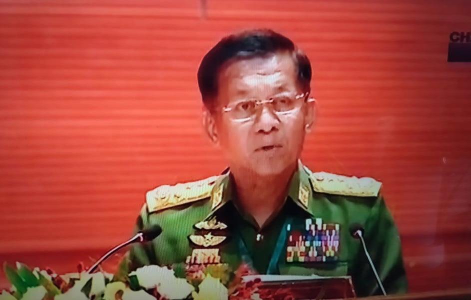 ဆိတ်ခေါင်းချိတ်ပြီး ခွေးသားရောင်းဖို့ မကြိုးစားရန် ဗိုလ်ချုပ်မှူးကြီးပြော 