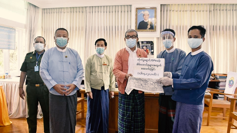 ရခိုင် တိုက်ပွဲရှောင်နှင့် IDP စခန်းများကို ကျပ်သိန်း ၁၈,၀၀၀ ကျော် ထောက်ပံ့