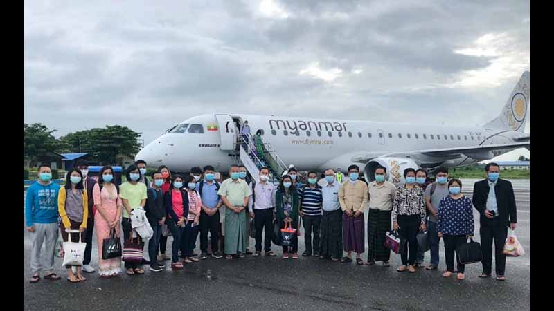 ရခိုင်တွင် ဆန္ဒအလျောက် တာဝန်ထမ်းမည့် ကျန်းမာရေးဝန်ထမ်းများ စစ်တွေရောက်ရှိ