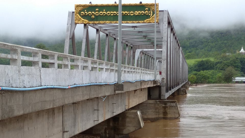 ဖားဆောင်းမြို့တွင် မြစ်ရေမြင့်တက်မှုကြောင့် အိမ်ခြေ ၁၀၀‌ ကျော် ပြောင်းရွှေ့ရ