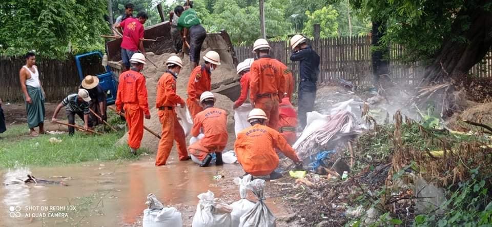 ချင်းတွင်းမြစ်ရေ မြင့်တက်လာသဖြင့် ရေစကြိုမြို့ပေါ်ရပ်ကွက်အချို့ ရေဝင်