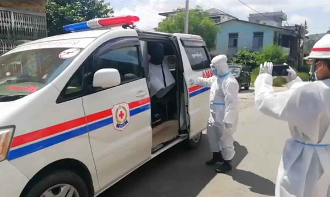 ပိုးတွေ့လူနာ သင်္ဘောသား ၃ ဦးကို ကော့သောင်းခရိုင်ဆေးရုံ သီးသန့်ဆောင်သို့ ပို့ဆောင်