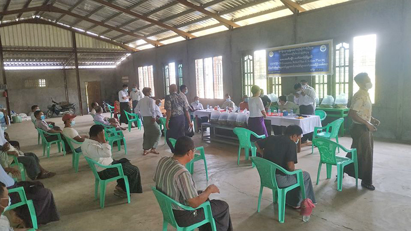 ပဲခူးတိုင်းက ငါးမွေးတောင်သူများကို ငါးသားပေါက် ၃၄ သိန်းကျော်ထောက်ပံ့