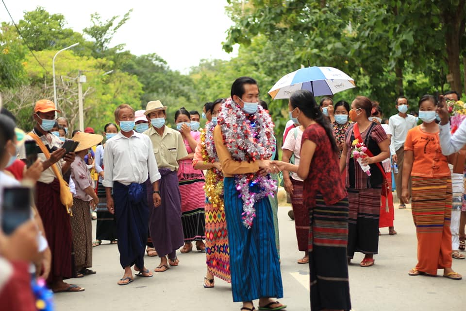 ဦးအယ်လ်ဖောင်းရှိုရဲ့ အိမ်ပြန်ခရီး (ဓာတ်ပုံ) 