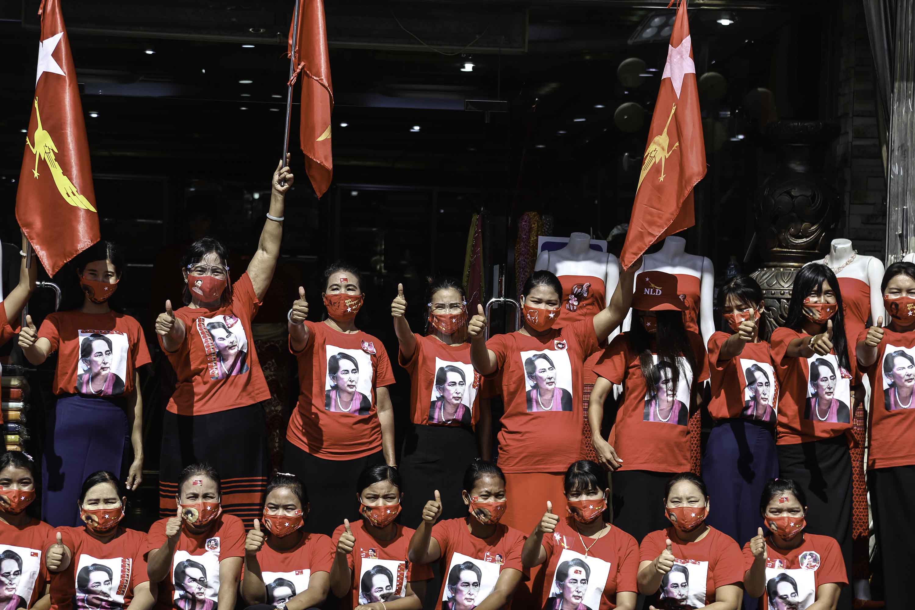 ၂၀၂၀ ရွေးကောက်ပွဲအတွက် နိုင်ငံရေးပါတီများ မဲဆွယ်စည်းရုံးမှုစတင် (ဓာတ်ပုံ) 