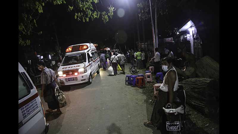 အမရပူရက ပိုးတွေ့လူနာနှင့် ထိတွေ့ခဲ့သူ ၂၈ ဦး ကိုယ့်အသိစိတ်ဖြင့် Quarantine ဝင် (ဓာတ်ပုံ)