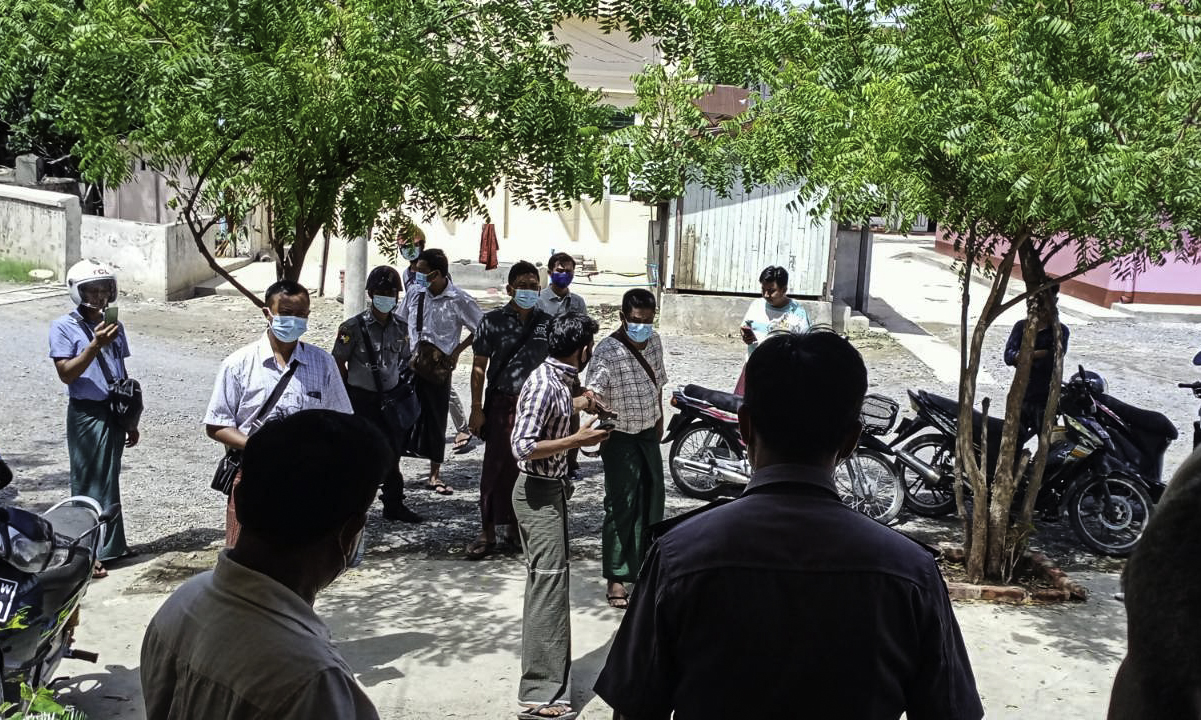 ဗကသ ကျောင်းသား ၆ ဦးကို မန္တလေးမြို့ရှိ ဘုန်းကြီးကျောင်း၌ ရဲတပ်ဖွဲ့က လာရောက်ရှာဖွေ