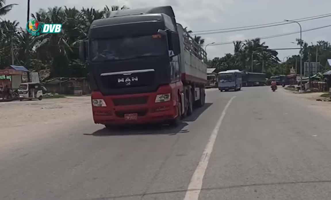 တာချီလိတ်- မယ်ဆိုင်နယ်စပ်တွင် ကုန်တင်ယာဉ် ၆ စီးသာ အပြန်အလှန် ဝင်ခွင့်ပြုမည်