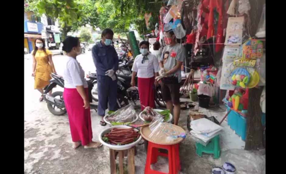 မန္တလေးမြို့ပေါ်ဈေးများ၌  Mask  မတပ်သူများကို အရေးယူခဲ့ရာ ကျပ် ၈၆ သိန်းကျော်ရရှိ 