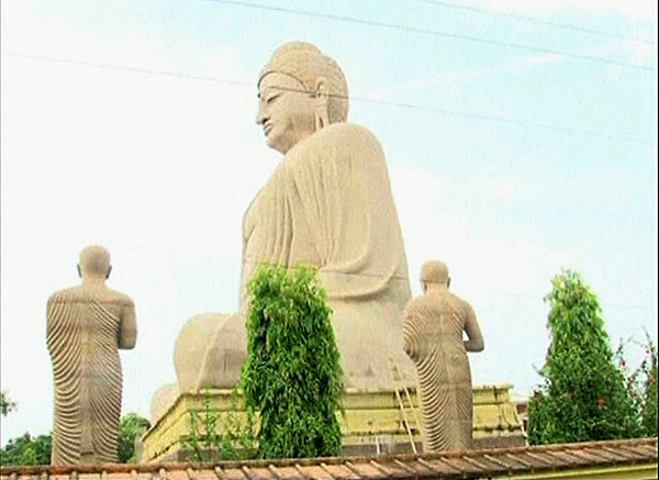 ဗုံးေပါက္ကြဲမႈေၾကာင့္ ဗုဒၶဂါယာ ဘုရားဖူးခရီးသြားလုပ္ငန္းမ်ား ထိခုိက္