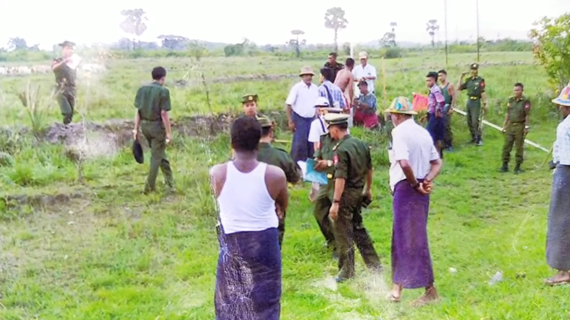 တပ်သိမ်းလယ်မြေ ဧက ၄၀၀ ကျော် ပြန်လည်လုပ်ကိုင်ခွင့်ပေးရန် ကာချုပ်ထံ တိုင်ကြား