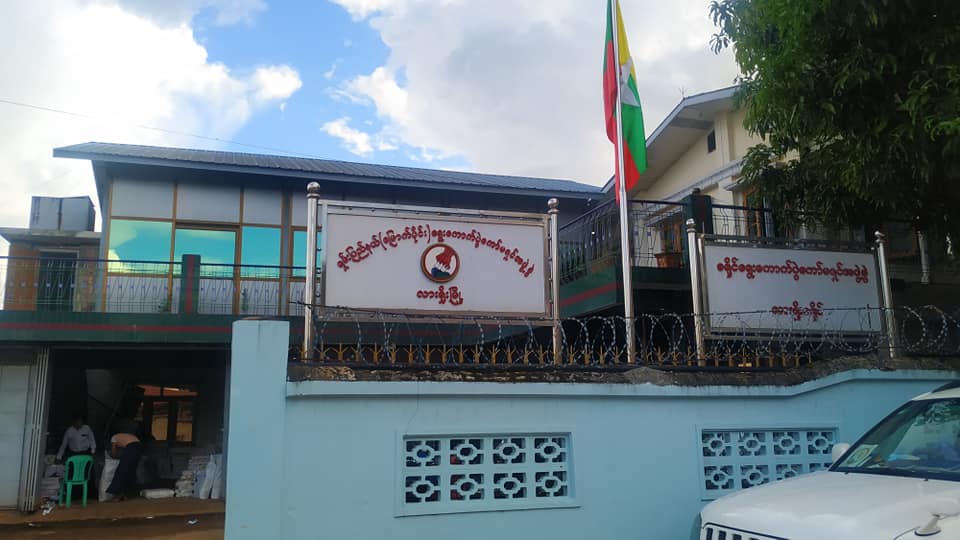 လားရှိုးခရိုင်တွင် မဲရုံမှူးနှင့် မဲရုံဝန်ထမ်း ၅၀၀ ခန့် ထပ်တိုးခေါ်