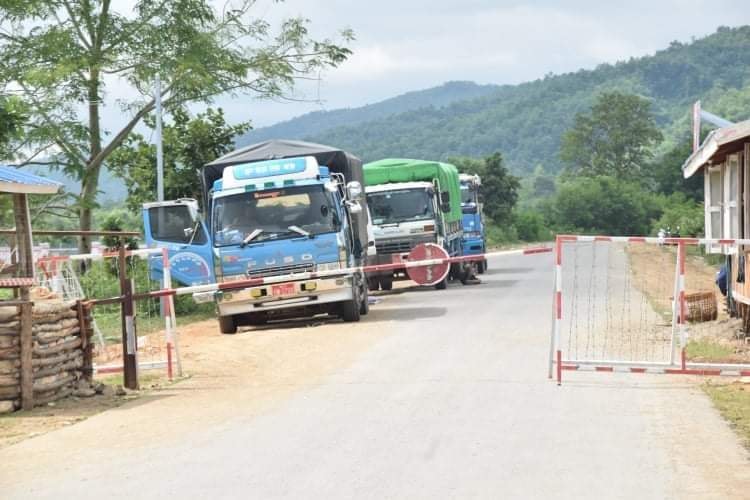 မကွေးတိုင်း၌ ယာဉ်မောင်းနှင့် ယာဉ်နောက်လိုက်များကို Test Kits ဖြင့် စစ်ဆေးရာ ၅ ဦး ကိုဗစ်-၁၉ ပိုးတွေ့ 