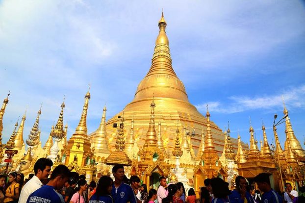 ရွှေတိဂုံစေတီတော်ဂေါပကအဖွဲ့က မျက်ပါးရွှေဆိုင်း ၁၅၀၀ ဝယ်ယူမည် 
