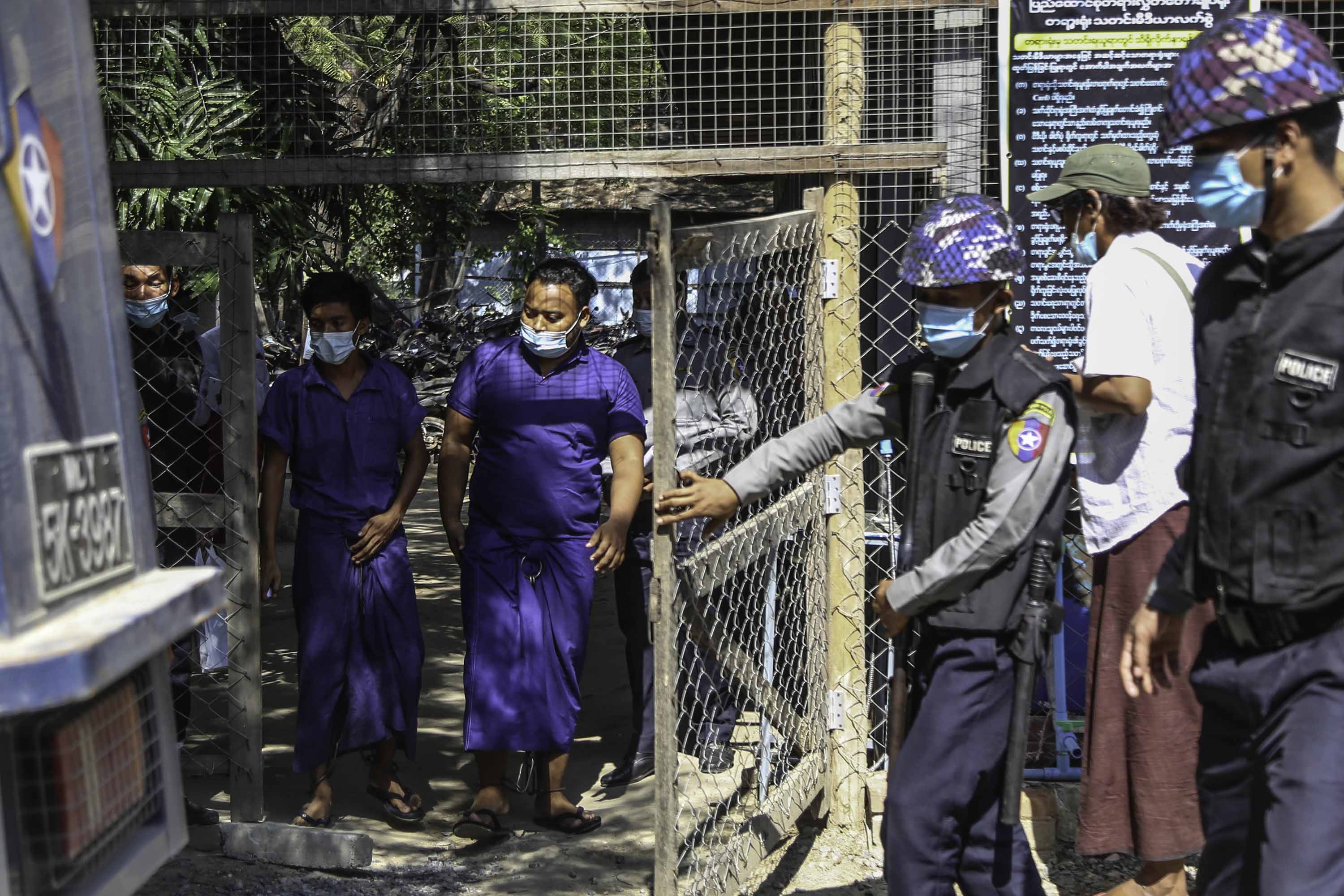 ဗကသကျောင်းသား ၂ ဦးကို ရုံးထုတ်၊ လာမည့် ရုံးချိန်းတွင် အမိန့်ချထပ်ချမည်