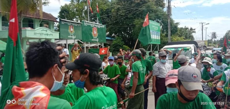 ဟင်္သာတရဲစခန်းတွင် ကြံ့ခိုင်ရေးပါတီဝန်းရံသူ ၂၆ ဦးကို အမှုဖွင့်ထား 