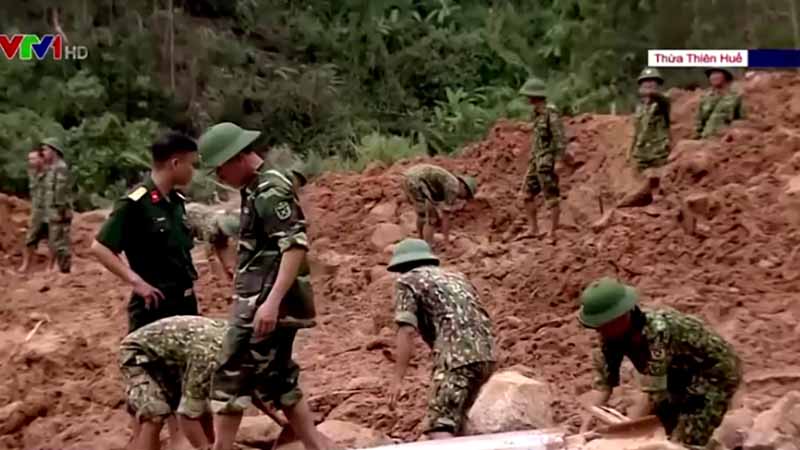 ဗီယက်နမ်တွင် ရေကြီးမြေပြိုမှုကြောင့် သေဆုံးသူ ၄၉ ဦးအထိ ရှိလာ