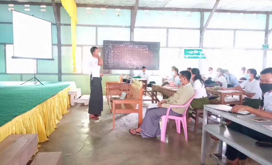 ကနီမြို့နယ်တွင် ရွေးကောက်ပွဲအတွက် မဲရုံမှူး၊ ဒုမဲရုံမှူး ၂၄၀ ကျော်ကို သင်တန်းပေး