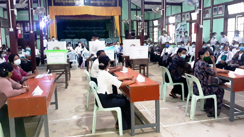 မိတ္ထီလာခရိုင်တွင် ၂၀၂၀ ရွေးကောက်ပွဲ မဲရုံတာဝန်ကျ ဝန်ထမ်းများကို သင်တန်းပေး