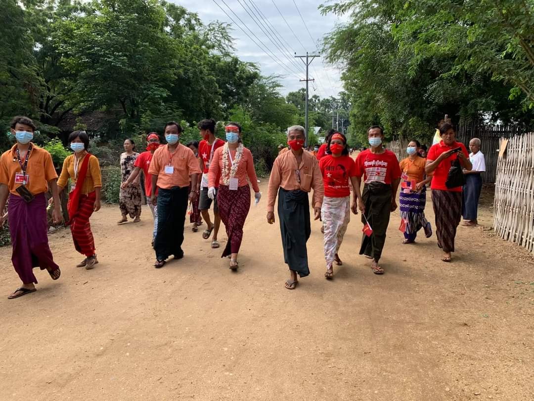 အန်အယ်လ်ဒီယာဉ်တန်းအား အော်ဟစ်ဆဲဆို ခဲဖြင့်ပစ်ပေါက်ခဲ့သူ ၁ ဦးကို ပခုက္ကူရဲစခန်း၌ အမှုဖွင့်