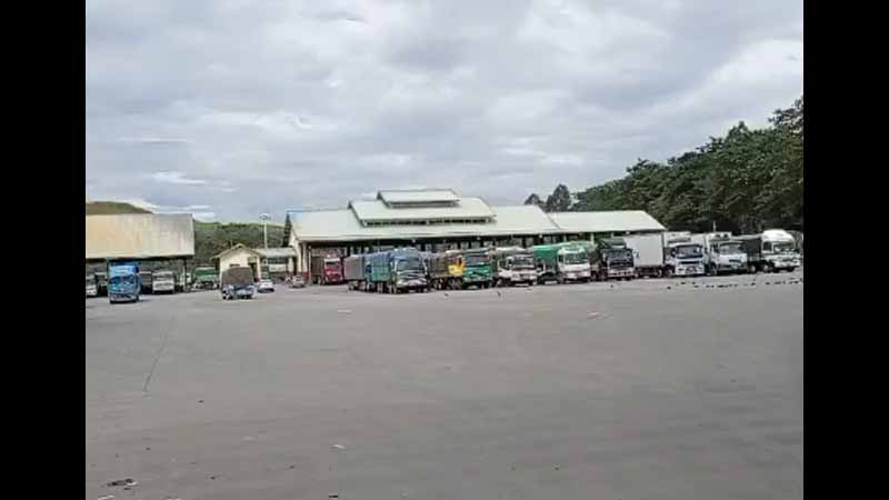 တရုတ်ကို ကုန်ပို့သည့် ကုန်တင်ယာဉ်မောင်းနှင့်နောက်လိုက်များ ဆန္ဒမဲပေးရန် အခက်အခဲရှိ