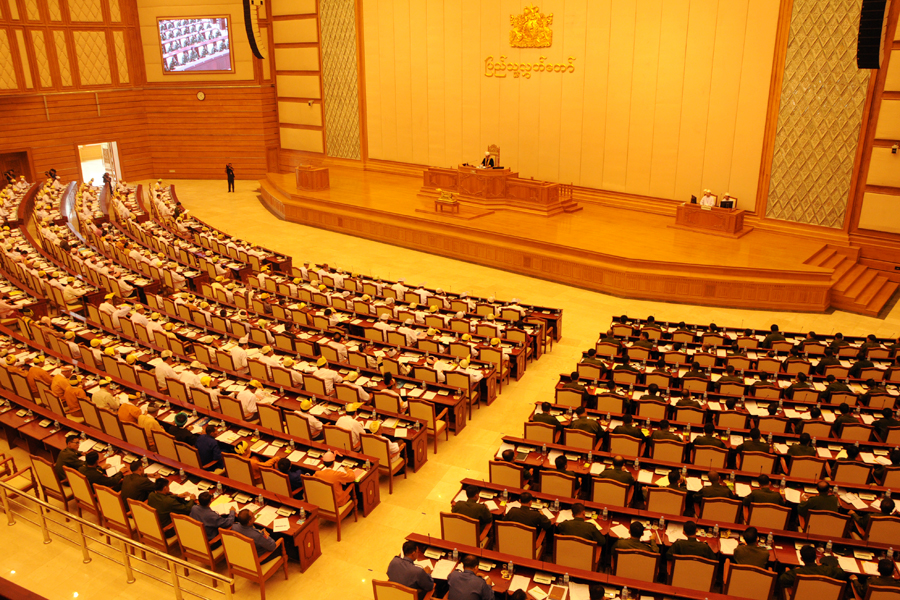 သက္တမ္းတ၀က္ လြွႊတ္ေတာ္အေပၚ သုံးသပ္ခ်က္